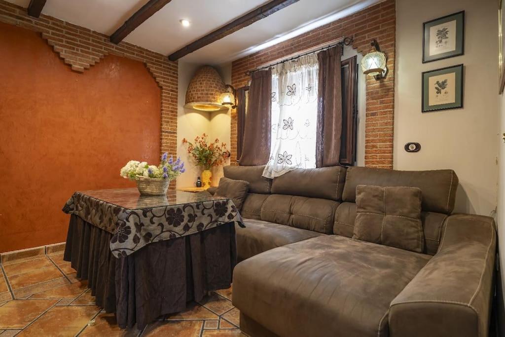 Casa Con Patio Y Terraza En Barrio Historico De La Villa, Junto Al Adarve Priego De Cordoba Ngoại thất bức ảnh