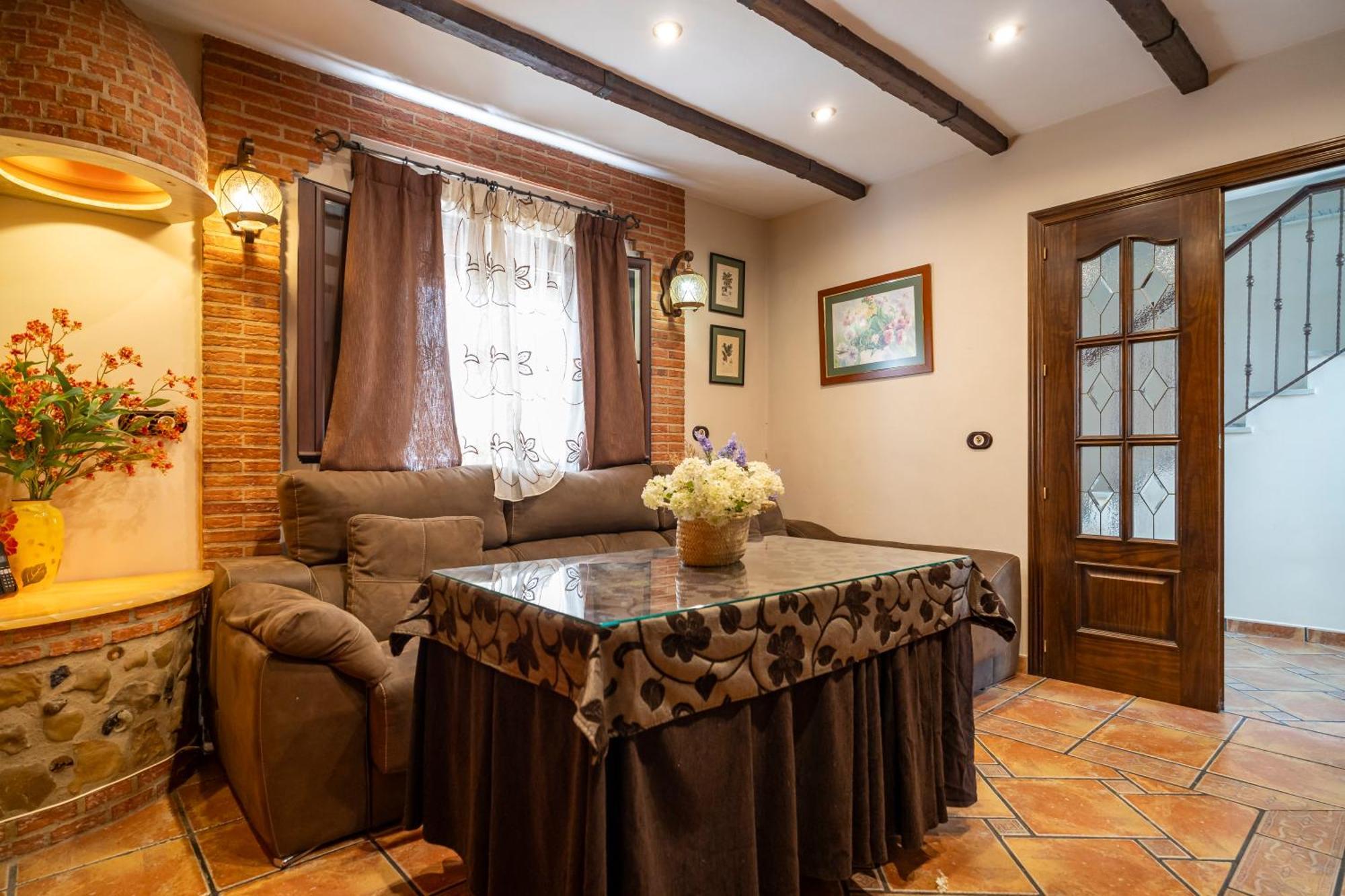 Casa Con Patio Y Terraza En Barrio Historico De La Villa, Junto Al Adarve Priego De Cordoba Ngoại thất bức ảnh